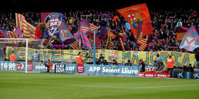 Fans Hina Espanyol, Barca Juga Akan Dihukum? Fans Hina Espanyol, Barca Juga Akan Dihukum?