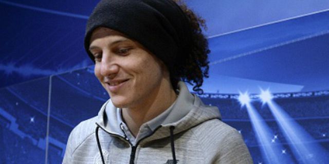 David Luiz Minta Messi Tak Main Terlalu Serius David Luiz Minta Messi Tak Main Terlalu Serius