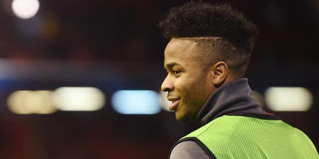 Sterling Tolak Gaji 70 Ribu Pound Dari Liverpool