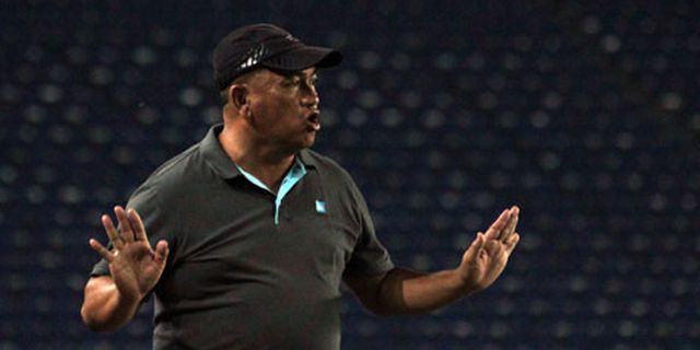 Persela Segera Tentukan Nasib Raja Isa