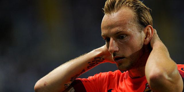 Rakitic Minta Barcelona Tak Menyerah Salip Madrid