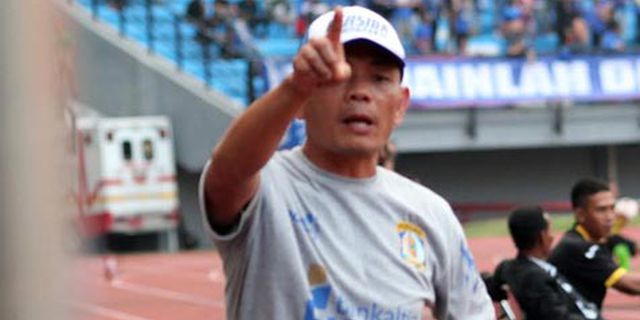Liestiadi Ingin Jadikan Gresik United Tim Medioker