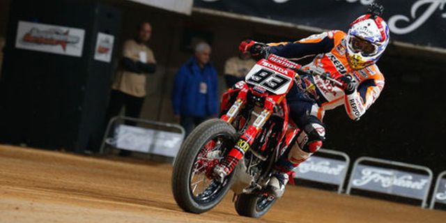 Marc Marquez Tekad Gelar Superprestigio 2015