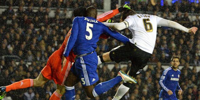 Cech: Zouma Diselamatkan Helm