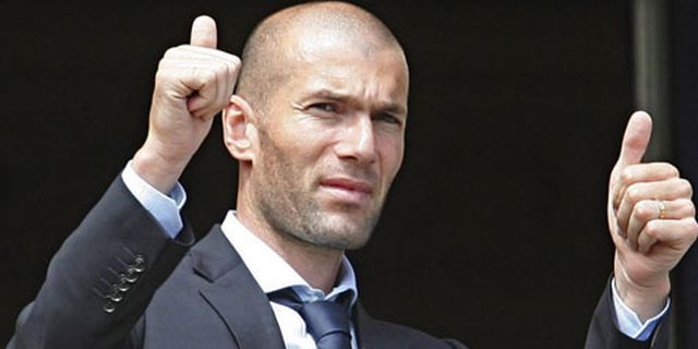 Madrid Ternyata Lamar Zidane Dengan Sebuah Serbet