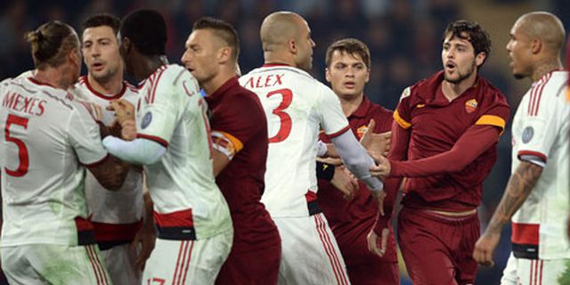 Review: Roma Buntu Hadapi 10 Pemain Milan