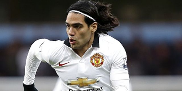 Rooney Puji Kualitas Gol Falcao ke Gawang Villa