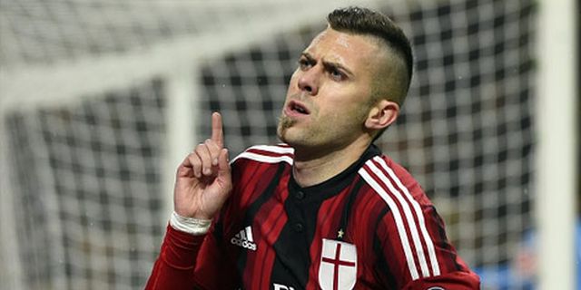 Menez Merasa Terhormat Diinginkan Milan