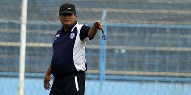 Inilah Resolusi Pelatih Arema Tahun 2015