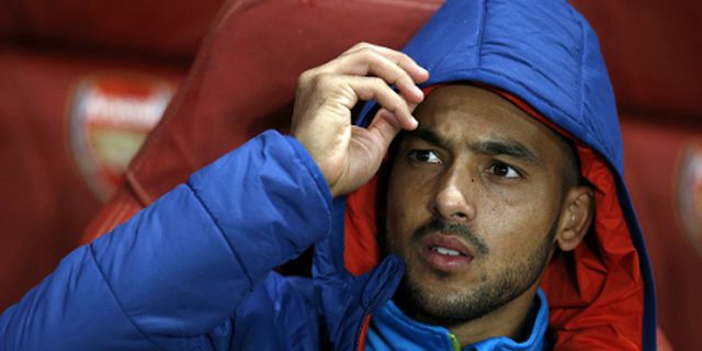 Relakan Walcott Gabung Timnas, Wenger Menyesal