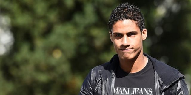 Ingin Varane, United dan Chelsea Harus Siapkan 20 Juta Pound?