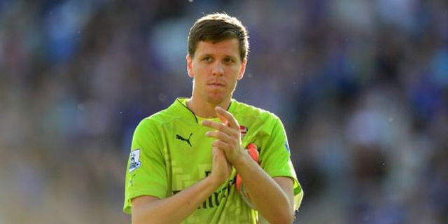 Gara-gara Rokok, Szczesny di Ujung Tanduk