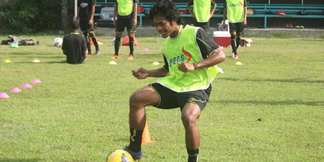 Persebaya Butuh Pemain Senior