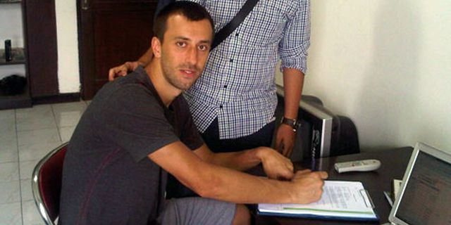 Persela Segera Resmikan Gancev dan Stopic Persela Segera Resmikan Gancev dan Stopic