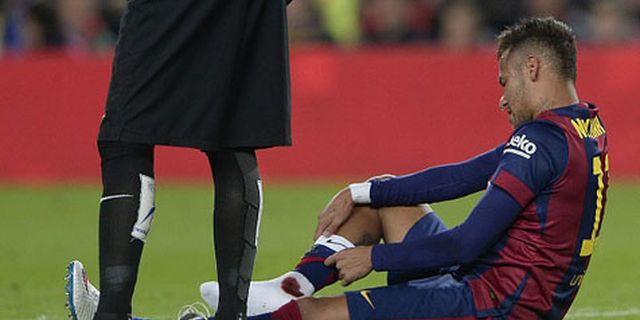 Enrique Komentari Tekel Horor pada Neymar