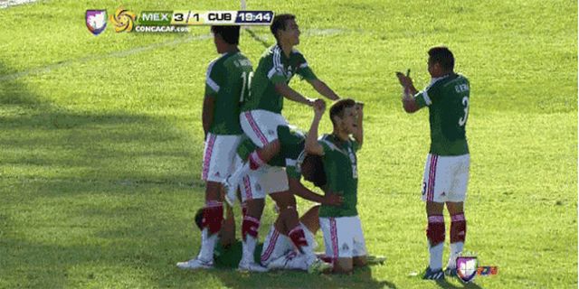 Kreatif! Selebrasi Gol 'Sepeda Manusia' Dari Para Youngster Meksiko Kreatif! Selebrasi Gol 'Sepeda Manusia' Dari Para Youngster Meksiko