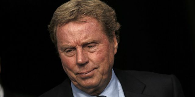 Redknapp Tertawakan Spekulasi Pemecatannya