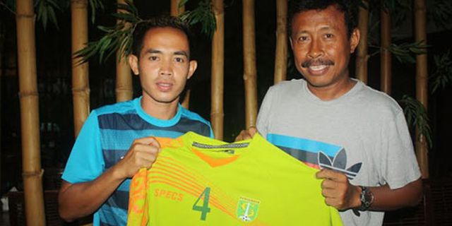 Jadi Suami Siaga, Slamet Absen Bela Persebaya