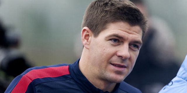 Owen: Gerrard Akan Dilepas Layaknya Sir Alex Ferguson Owen: Gerrard Akan Dilepas Layaknya Sir Alex Ferguson