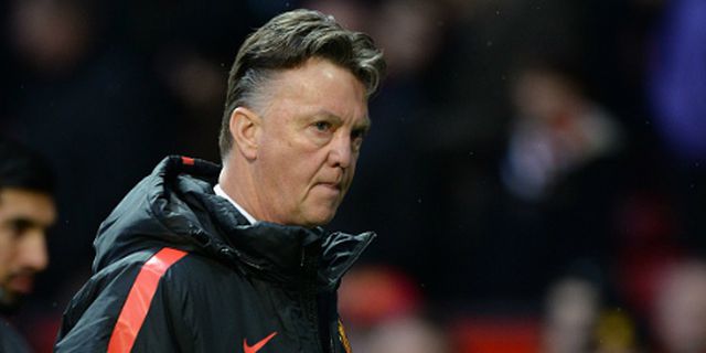 Neville: 3-5-2 Van Gaal Terlalu Mudah Diprediksi