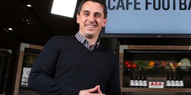 Neville: Tak Seperti Chelsea, Pertahanan MU Buruk Neville: Tak Seperti Chelsea, Pertahanan MU Buruk