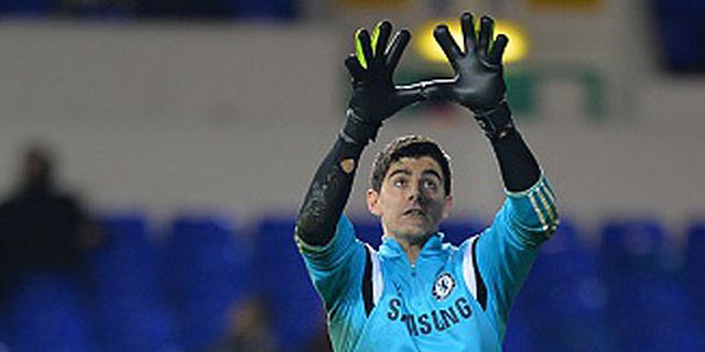 Ladeni Liverpool, Courtois Rebut Tempat Cech