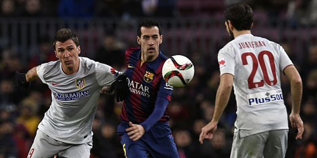 Busquets Ngotot Barca Layak Dapat Penalti