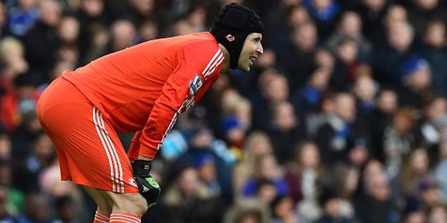 Ditendang Bradford, Cech Desak Chelsea Segera Bangkit