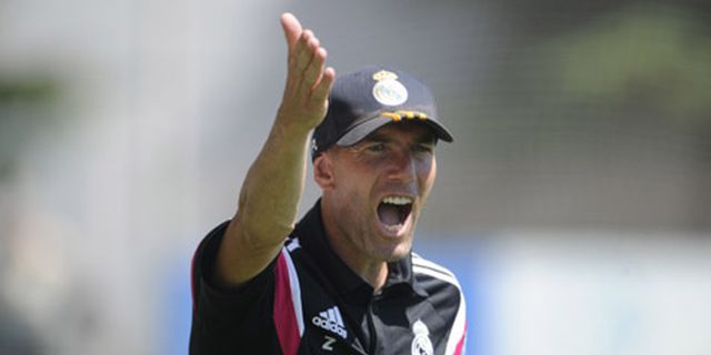 Zidane: Madrid Bisa Raih Double Musim Ini