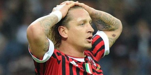 Tak Tanggung-tanggung, Mexes Dihukum Empat Pertandingan