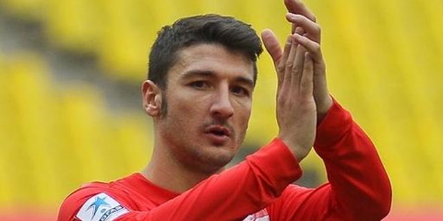 Bek Ini Merapat ke Milan, Juga dengan Status Pinjaman