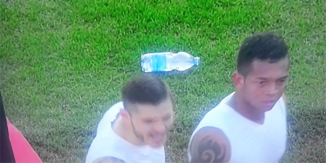 Beri Kaus pada Fans, Icardi dan Guarin Dilempar Balik dan Diejek