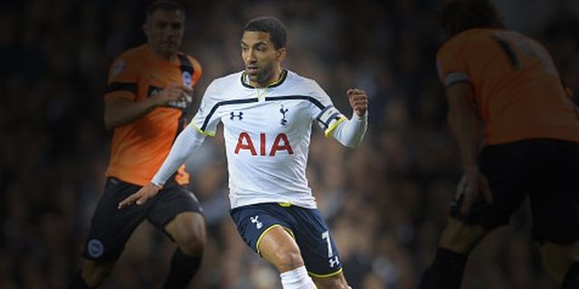 Spurs Kirim Kreator 45 Assist Lennon ke Everton