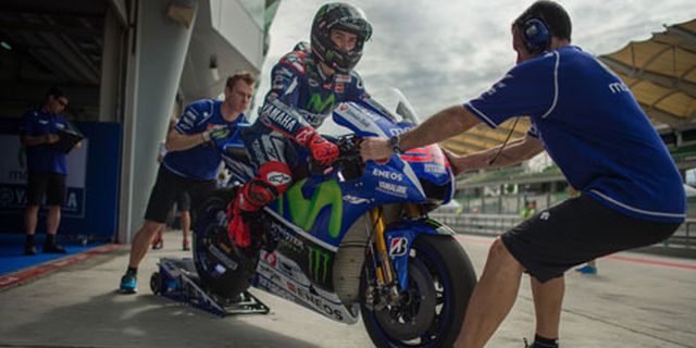 Lorenzo Pimpin Hari Kedua Uji Coba MotoGP Sepang I