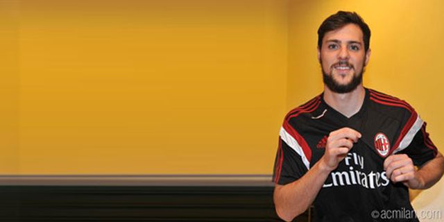 Destro Ingin Buktikan Kualitasnya di Milan Destro Ingin Buktikan Kualitasnya di Milan