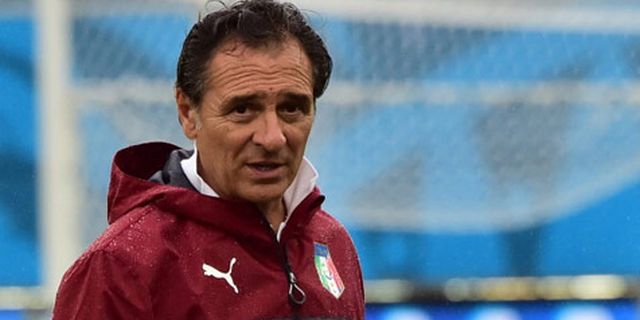 Prandelli Menolak Latih Para Samurai