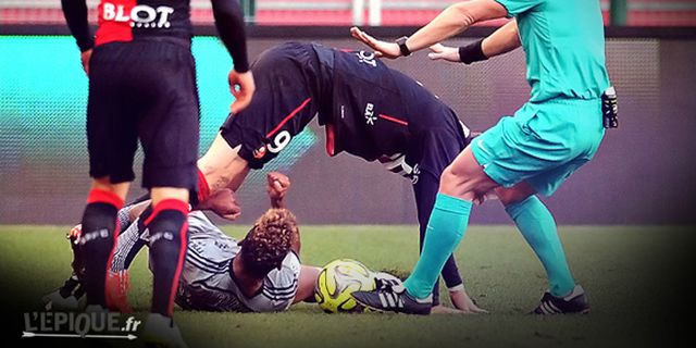 Video: Tonjok Alat Vital Lawan, Gelandang Marseille Ditunggu Sanksi Berat Video: Tonjok Alat Vital Lawan, Gelandang Marseille Ditunggu Sanksi Berat