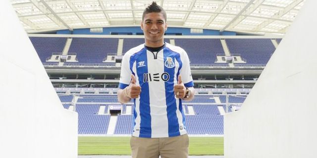 Ngebet Danilo, Real Akan Lempar Casemiro