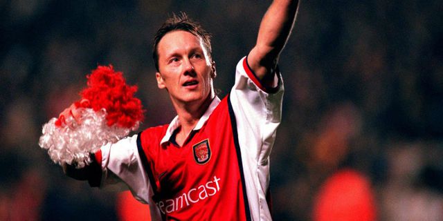 Lee Dixon Kecewa Berat Arsenal Dibantai Monaco