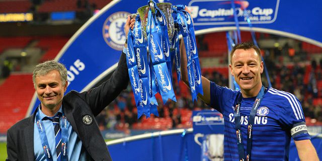 Taklukkan Piala Liga, Terry Arahkan Radar ke Premier League