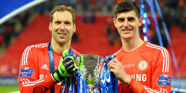 Cech Bahagia Rebut Gelar League Cup Ketiga di Chelsea