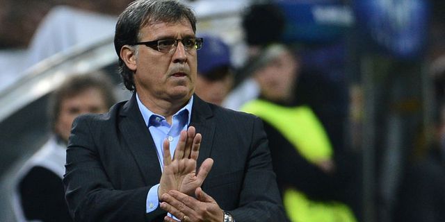 Martino Hadapi Masalah Kala Coba Rotasi Barca