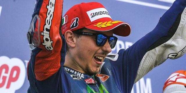 Tak Suka Prediksi, Lorenzo Jadikan Marquez Acuan