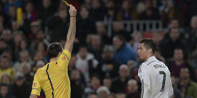 Rekor Kartu Barcelona dan Madrid Rekor Kartu Barcelona dan Madrid