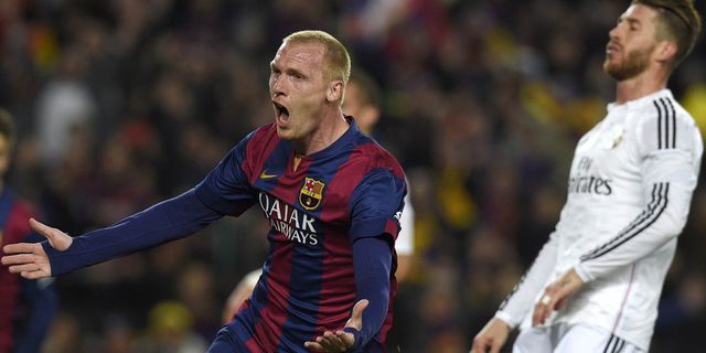 Aksi Pura-pura Mascherano di Clasico Buat Mathieu Marah