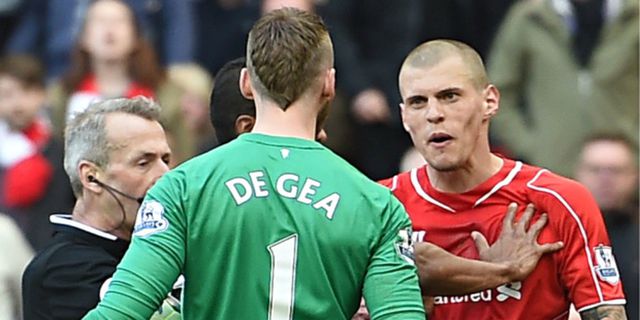 Injak De Gea, Skrtel Tak Merasa Bersalah