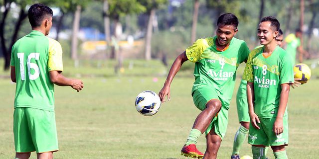 Persebaya Siap Tempur di ISL Persebaya Siap Tempur di ISL