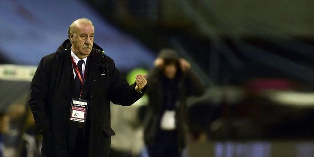 Pukul Spanyol Del Bosque Dua Kali, Cuma Belanda