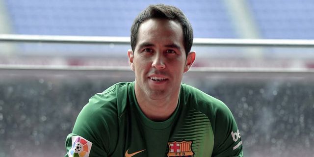 Lupakan Zamora, Bravo Hanya Peduli Barca