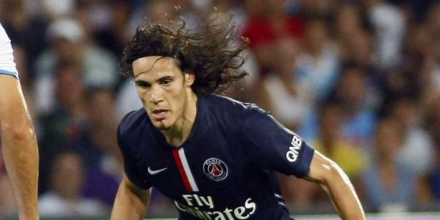 Lepas Van Persie, MU Buru Cavani